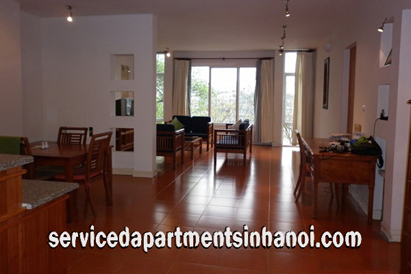 Beautiful one bedroom apartment with Truc Bach lake view, Ba Dinh