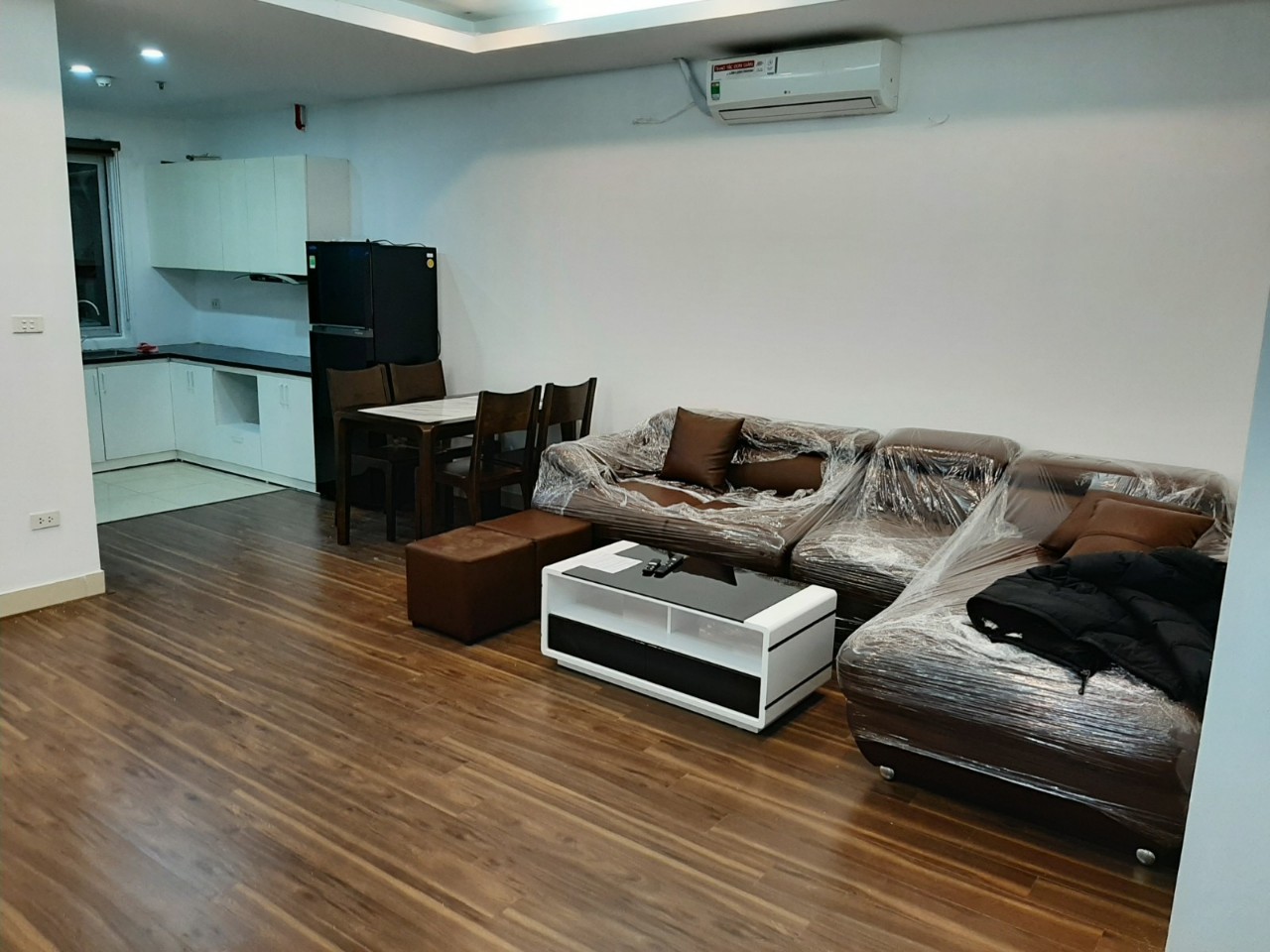 Good rental 2 bedroom apartment rental in 17 To Huu tower, Nam Tu Liem