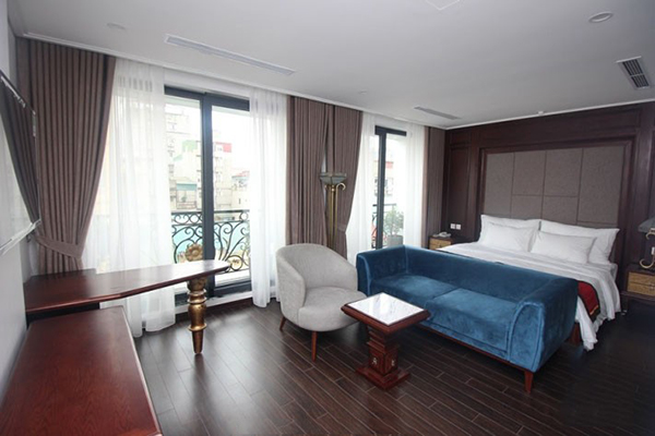 Luxury Two Bedroom Property Rental in Center of Hai Ba Trung district, High Class Amenities