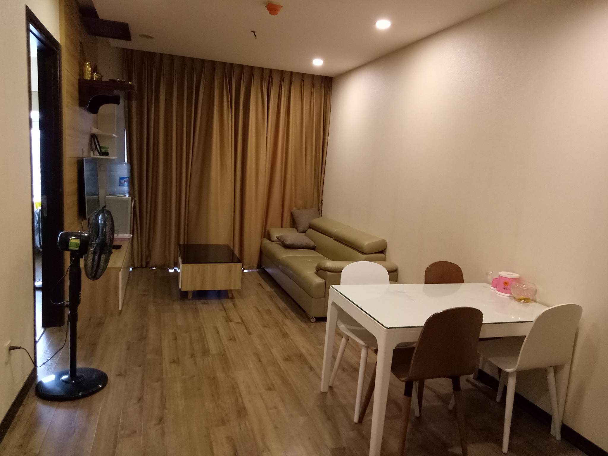 Nice two bedroom apartment for rent in Hoa Binh Green, Hai Ba Trung on 10th floor