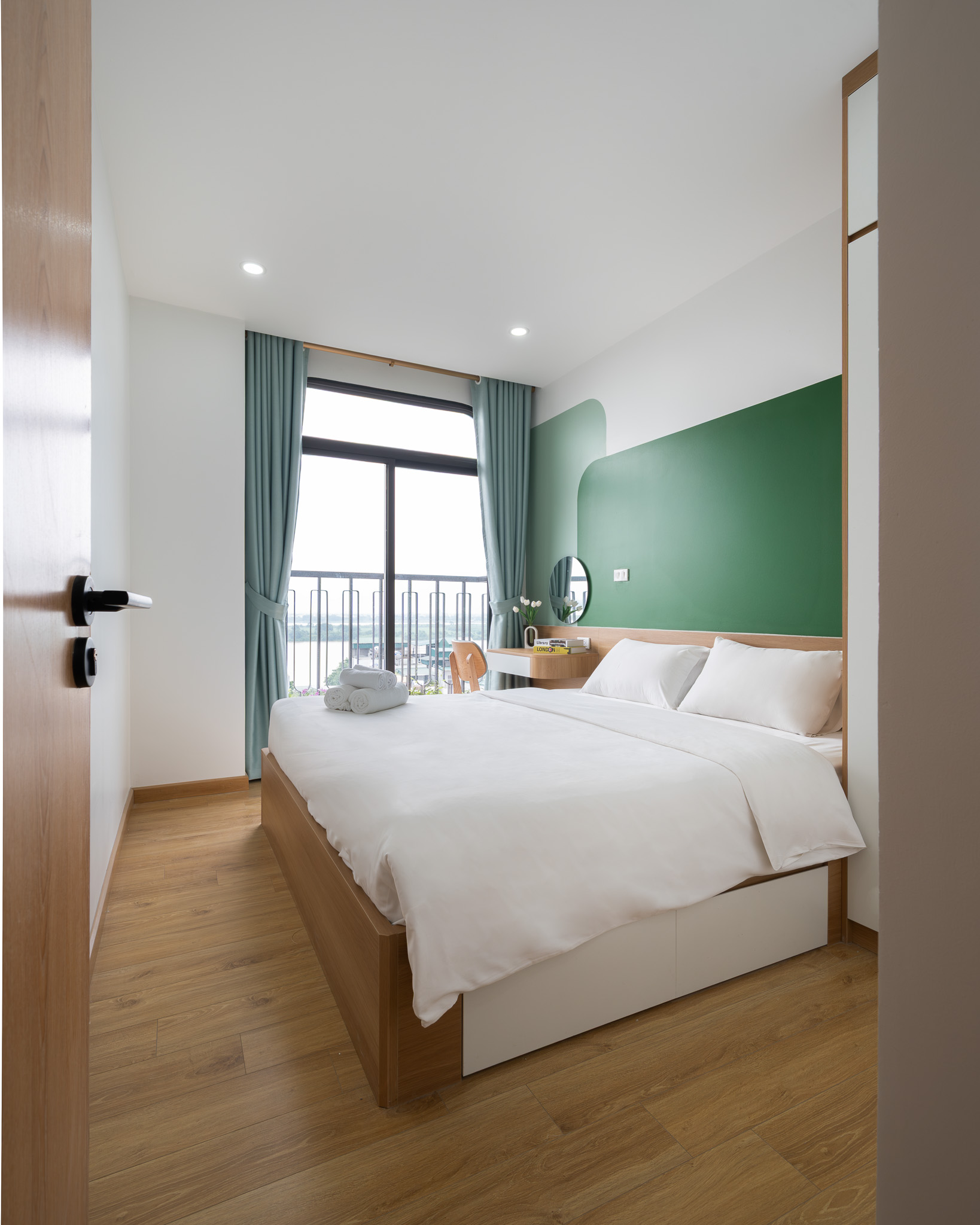 2-Bedroom Apartment for Rent in Tay Ho