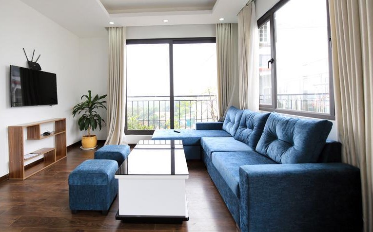 *Full of Light 2 Bedroom Apartment In Dang Thai Mai Str, Tay Ho, Amazing View*