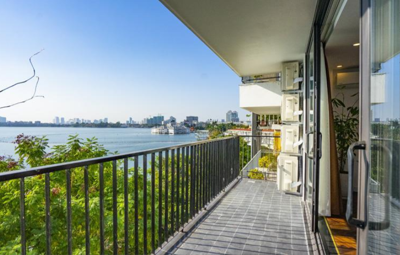 AMAZING Lake View 3 BR Apartment In Yen Phu Village Tay Ho, High Quality Amenties