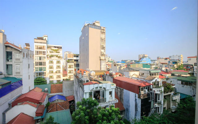 *Amazing Serviced Apartment Rental in Hai Ba Trung District, Close to VinCom Tower, Good Services*