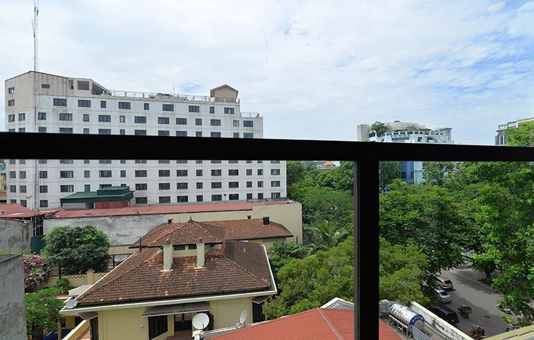*Attracting your immediate attention to this unique 2 Bedroom Apartment in Ly Thuong Kiet Str*
