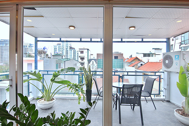 Balcony & Delightful 02 Bedroom Apartment for rent in Dang Thai Mai Str, Tay Ho 