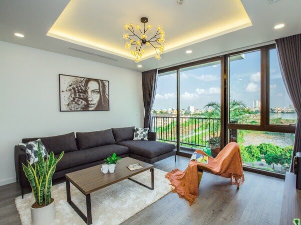 Beautiful Lakefront, Beautiful Sunrise 03 BR Apartment Rental in Trinh Cong Son str, Tay Ho