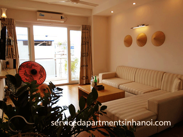 Beautiful Spacious apartment rental In Hoang Hoa tham st, Close to Golden West lake 