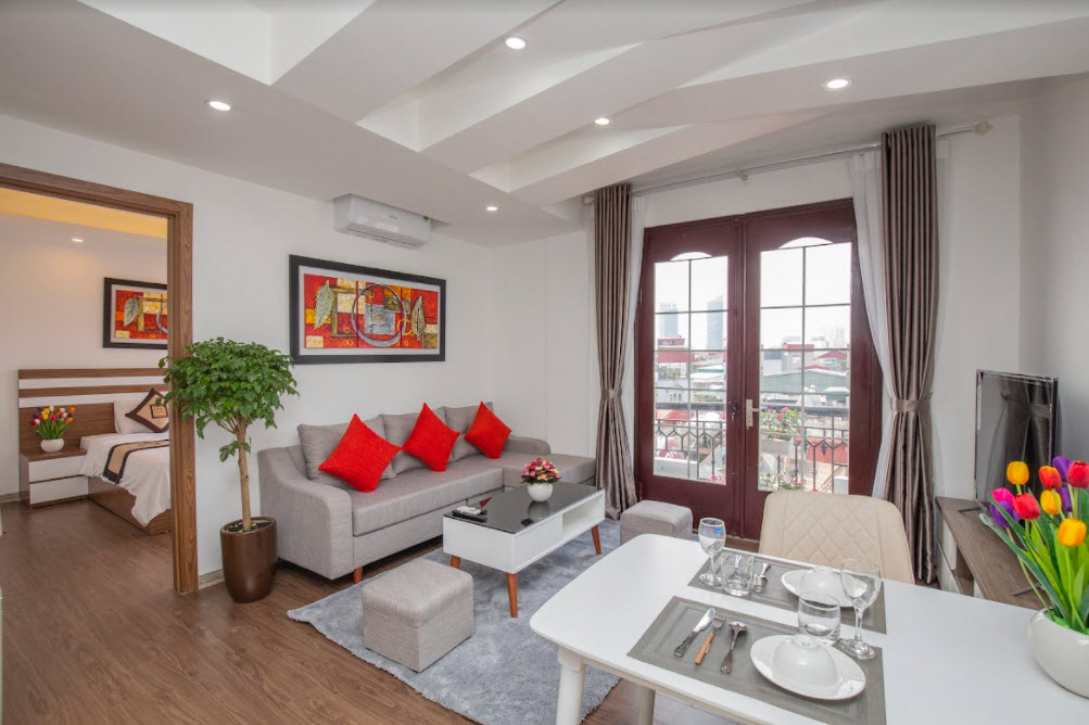 Beautifully Decorated Serviced Apartment Rental in Dao Tan str, Ba Dinh