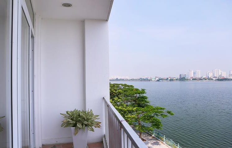 Best View Of West Lake From 3 BR Apartment In Quang Khanh Str, Tay Ho