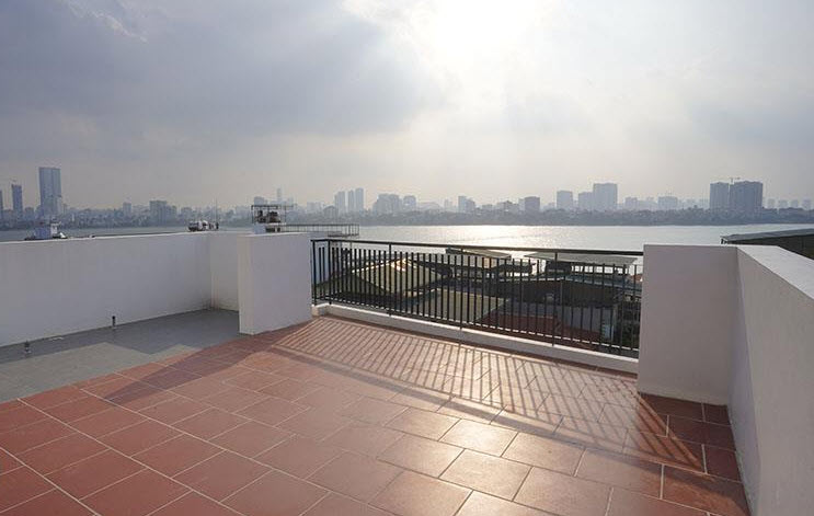 Big Balcony & Lake View 02 BR Apartment for rent in Quang Khanh, Tay Ho, Amazing View