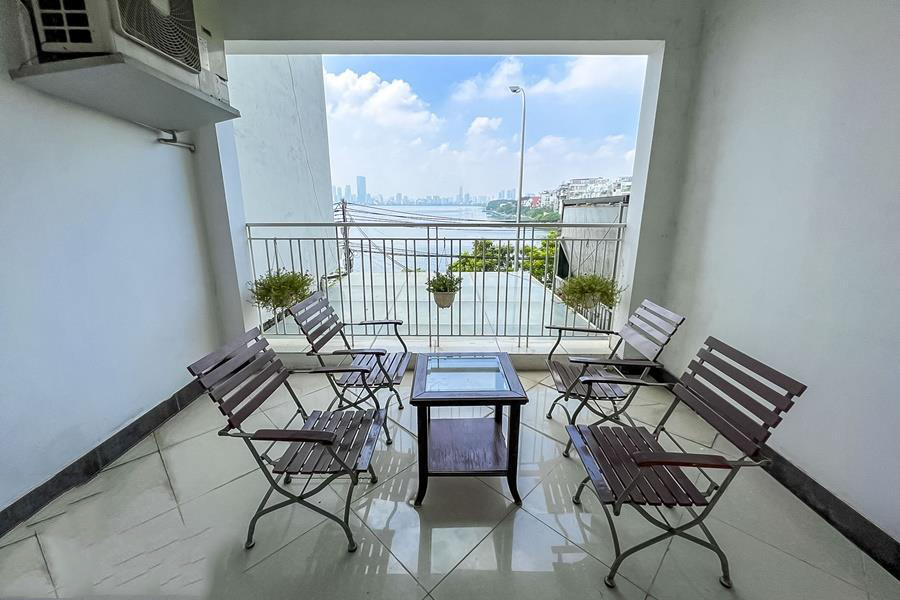 Big Balcony & Lake View 4 BR Apartment Rental in Xuan Dieu street, Tay Ho