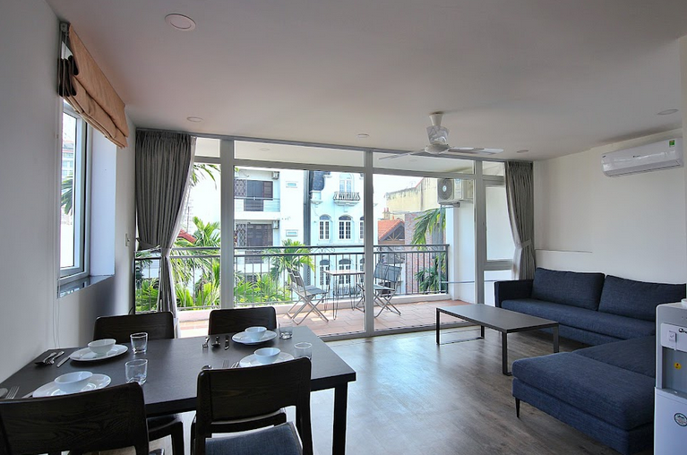 Big Balcony & Lightful Apartment for Rent in Dang Thai Mai str, Tay Ho