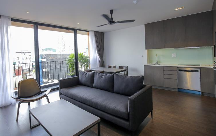 Bright & Modern 02 BR Apartment for rent in Xuan Dieu str, Tay Ho