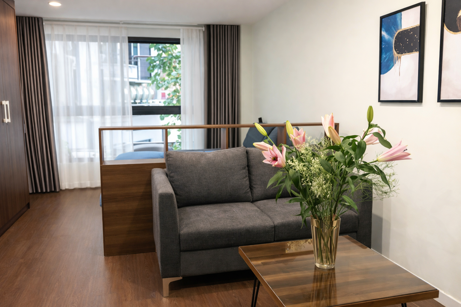 Budget Price Apartment Rental in Van Cao str, Ba Dinh