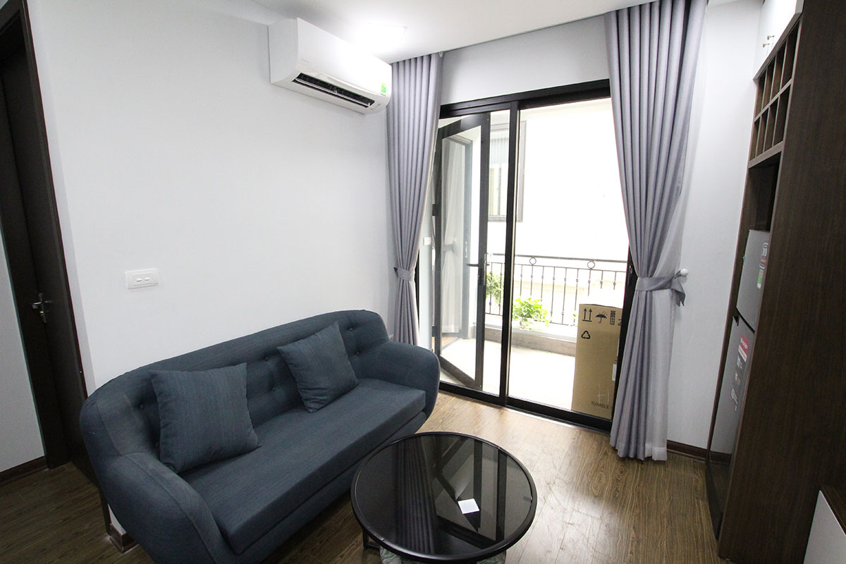 *Central Modern 01 BR Apartment Rental in To Ngoc Van str, Tay Ho*