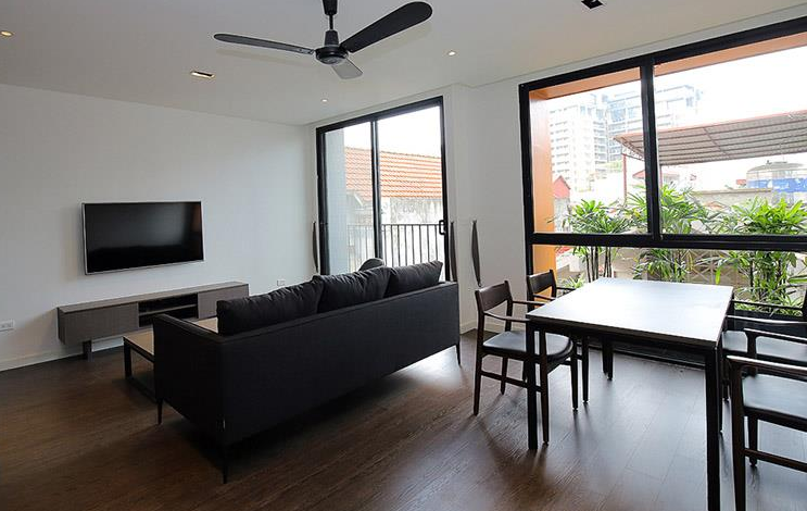 Centrally located, well equipped, stylish 02 Apartment Rental in Xuan Dieu str, Tay Ho