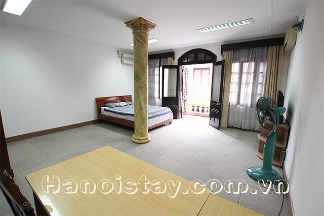 Cheap and spacious two bedroom apartment near Bach Khoa university