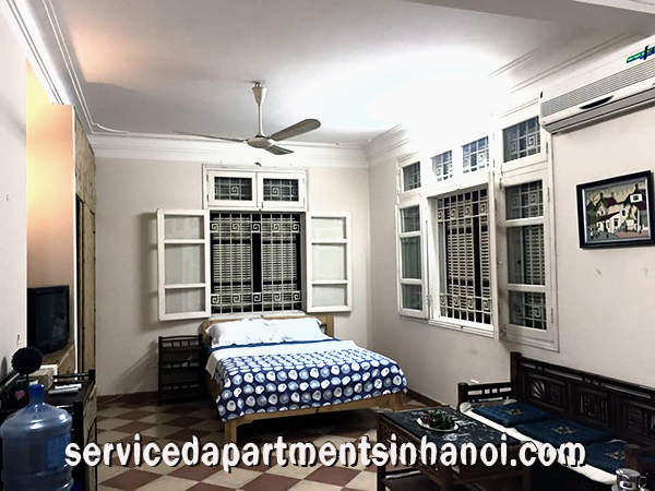 Cheap Apartment for rent in Doi Can st, Ba Dinh, 320$/month