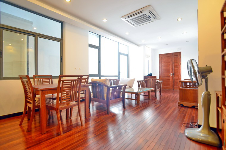 *Comfort, Privacy, Modern 2 BR Duplex Apartment in Tay Ho, Xom Chua Area, Relax by the Lake*