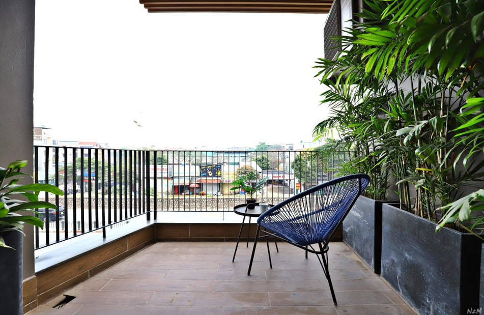 Contemporary apartment for rent in Tay Ho with nice Balcony & Amazing Terrace.