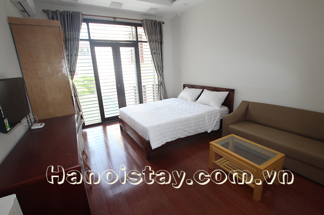 Cozy Studio Apartment Rental in Van Cao street, Ba Dinh