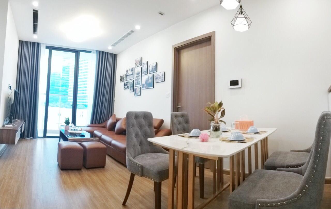 Cozy two bedroom apartment rental included all service in Vinhomes Skylake Pham Hung