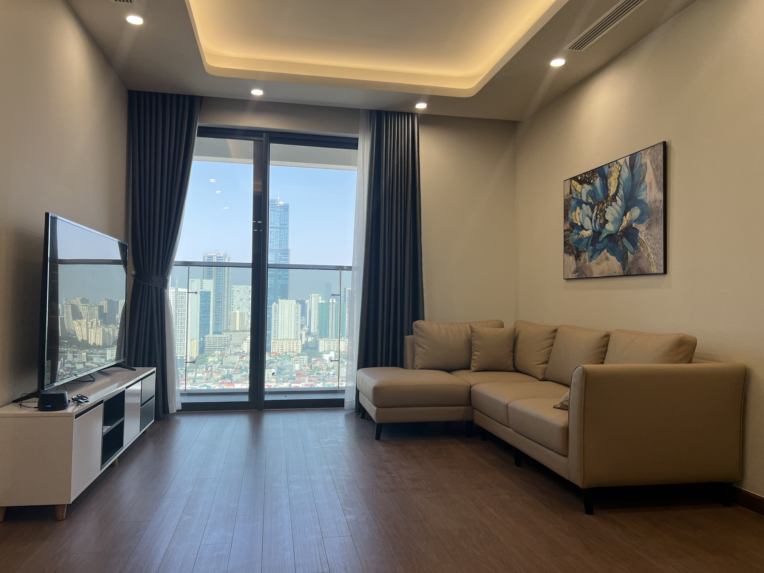 Delightful 02 BR Apartment for rent in The Matrix One, Hanoi
