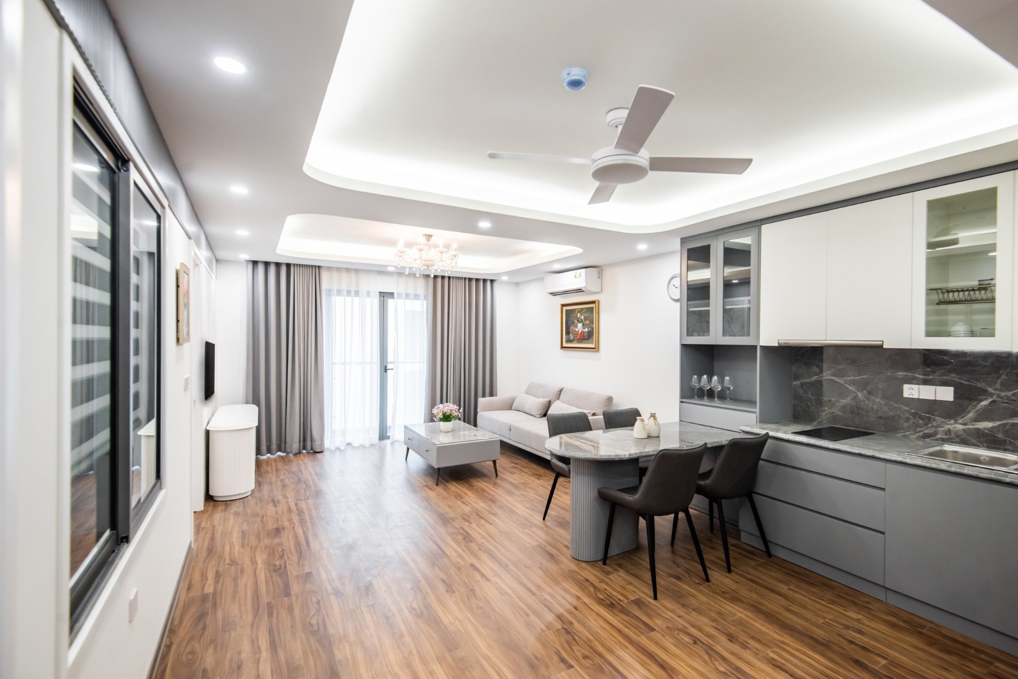 Deluxe 02 BR Apartment Rental in Pho Hue str, Hoan Kiem