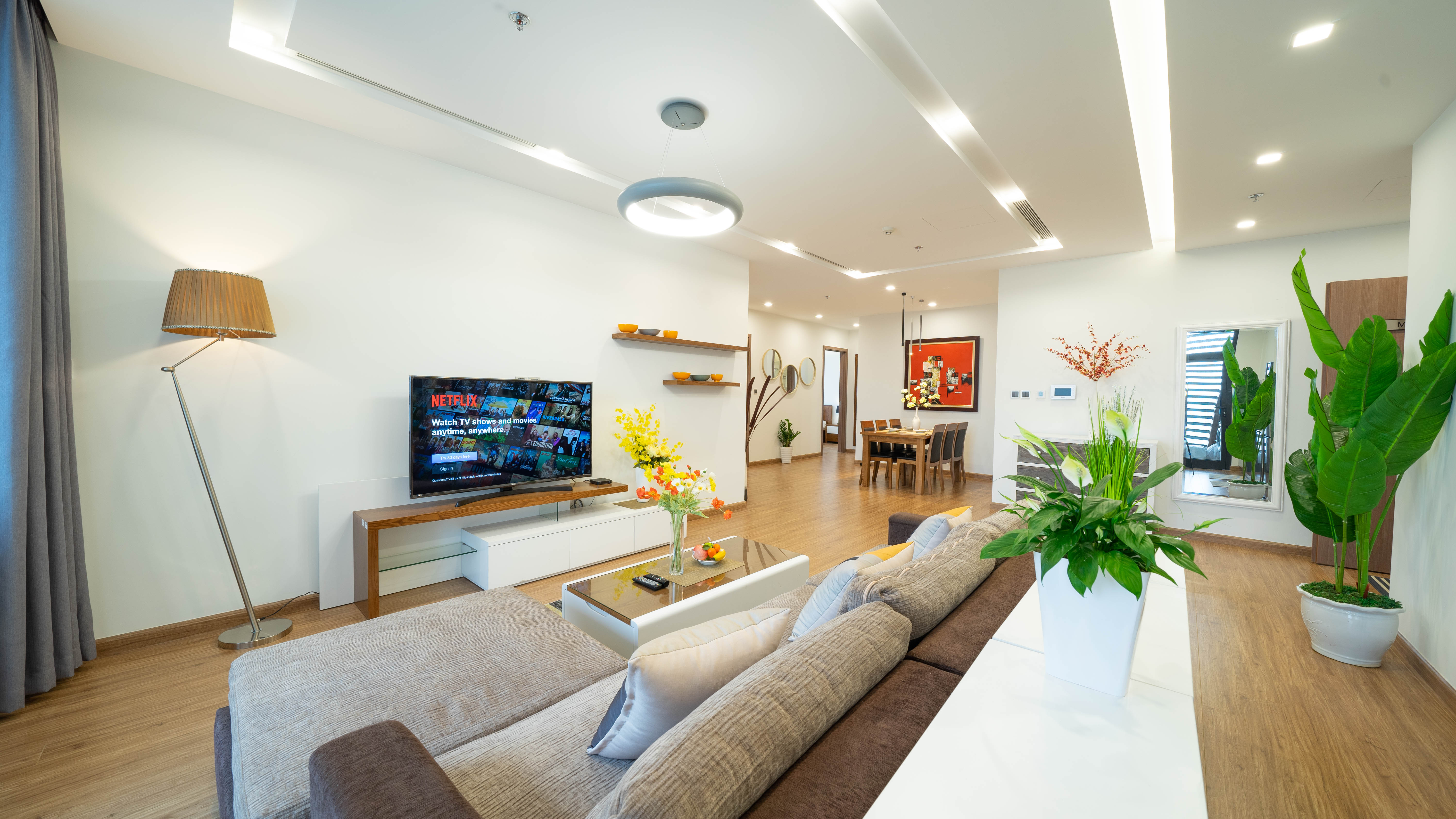Deluxe 4 Bedroom Apartment Rental In Vinhomes Metropolis In Ba Dinh