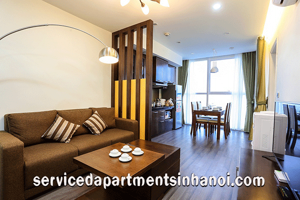 Deluxe One bedroom apartment in Cau Giay st, High floor, Full services