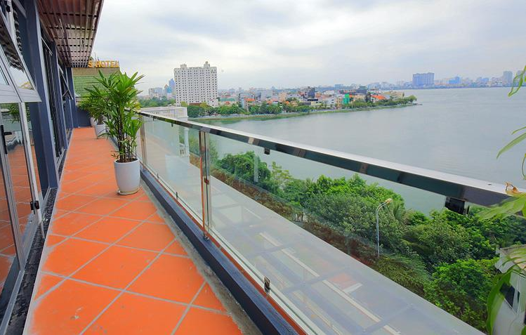*Best Lakefront rate 2 Bedroom Apartment Rental in Xuan Dieu street, Tay Ho, Beautiful Balcony*