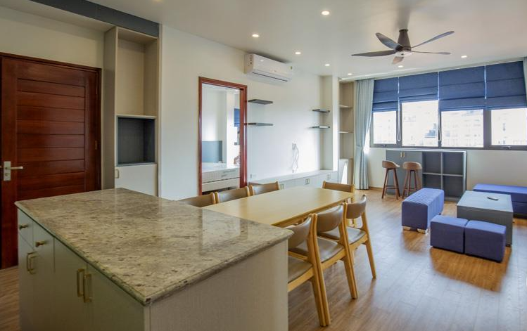 *Extended comfortable 03 bedroom apartment for rent in Xuan Dieu street, Tay Ho*