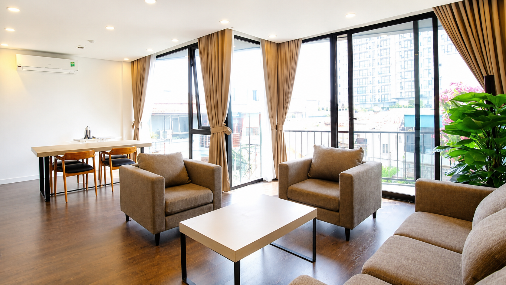 Fabulous Two Bedroom Apartment Rental near Somerset West Point Tay Ho, Good Services