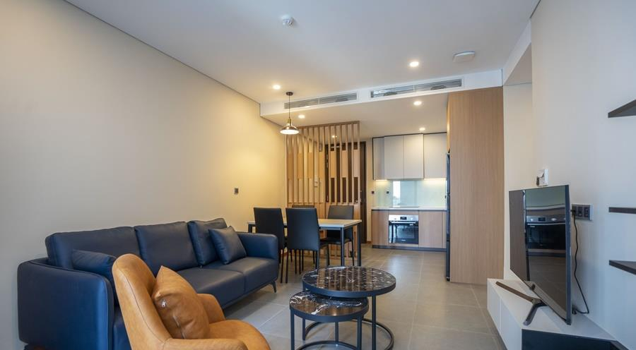 Fantastic 1 Bedroom Apartment for rent in Tay Ho, Great Amenities!