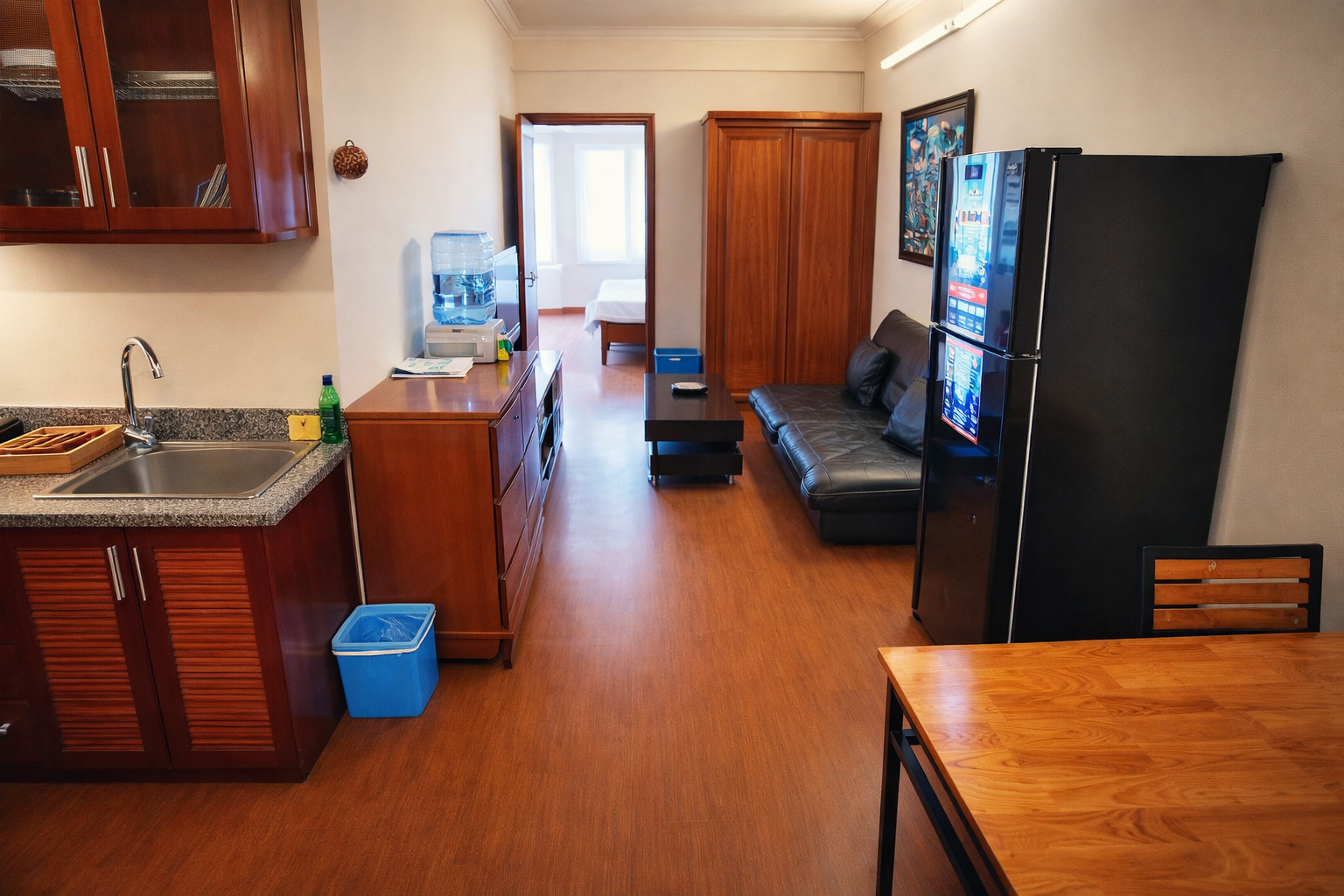  FULLY FURNISHED 1 BR APARTMENT FOR RENT IN NEAR LIEU GIAI STR, BA DINH