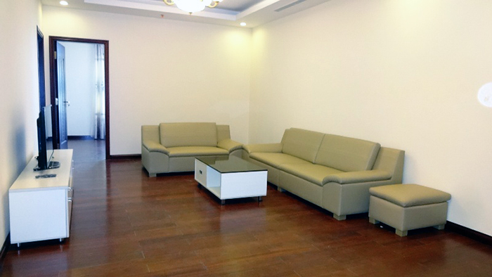 Fully furnished Two bedroom Apartment for rent in R1, Royal City Vinhomes, Reasonable price