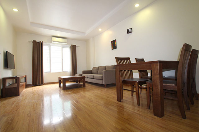 *Good Size One Bedroom Apartment For Rent in Hoang Hoa Tham street, Ba Dinh District*