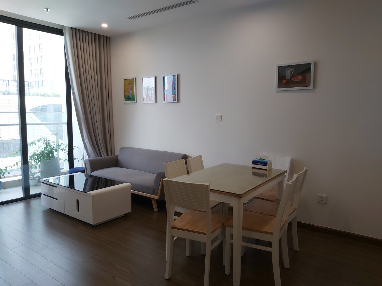 *Trendy Two Bedroom Apartment Rental in Vinhomes West Point Hanoi for your needs*