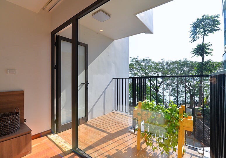 Lake View 01 BR Apartment Rental in Quang Khanh str, Tay ho