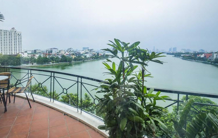 Lake View 03 BR Apartment Rental in Xuan Dieu str, Tay Ho with modern interior decorations