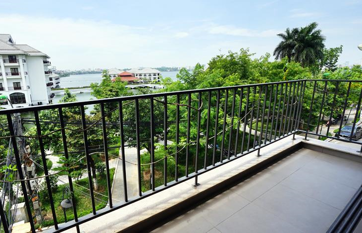 Lake View 2 Bedroom Apartment With Pool for Rent in Tu Hoa street, Tay Ho District