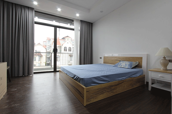 *Bright & Cozy Apartment Rental in Xuan Dieu street, Tay Ho, Beautiful View Terrace*