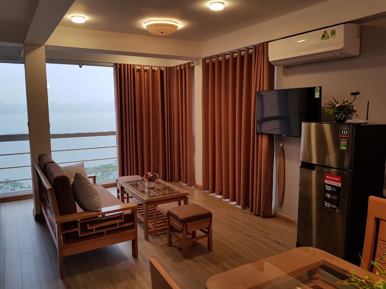 Lake View Apartment Rental in Yen Phu Village, Tay Ho