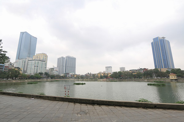 *Lake View & Balcony 2 BR Serviced Apartment for rent in Ba Dinh, Near Deawoo Hotel*