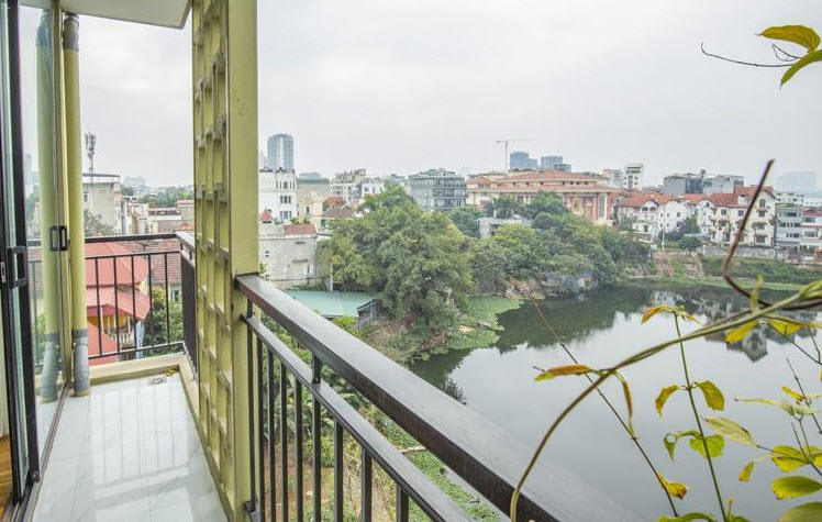 Lake View Bamboo Apartment Rental in Tay Ho, Nice Amenities