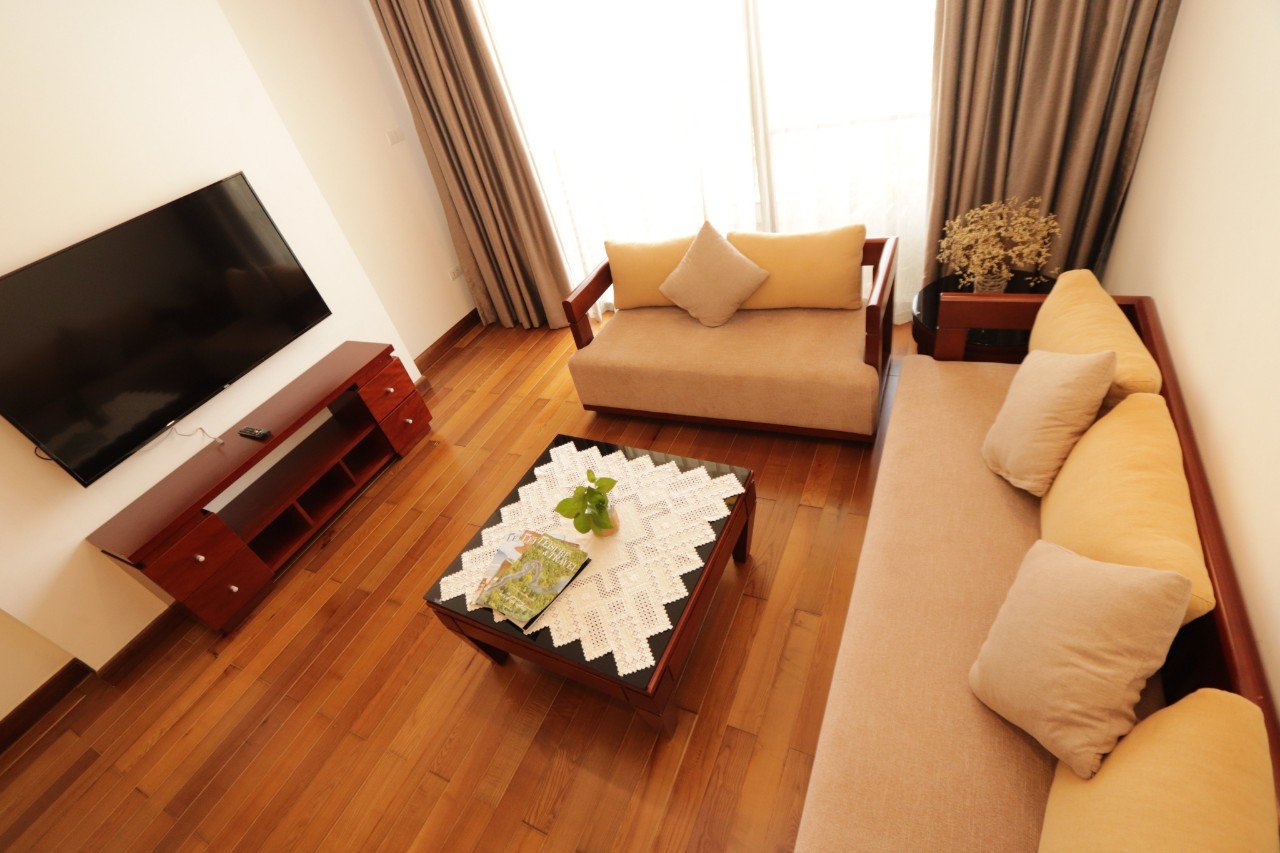 Lake View Modern 02 BR Apartment for rent in Xuan Dieu street, Tay Ho