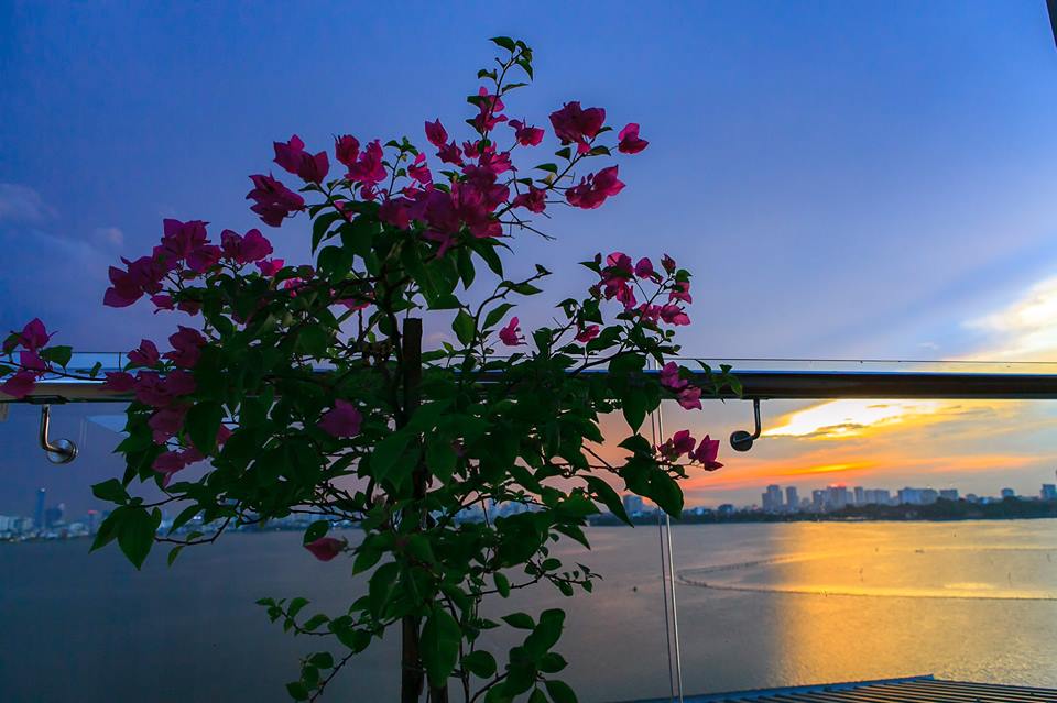 Lake View Property Rental in Yen Phu Area. Tay Ho District with Lovely Balcony