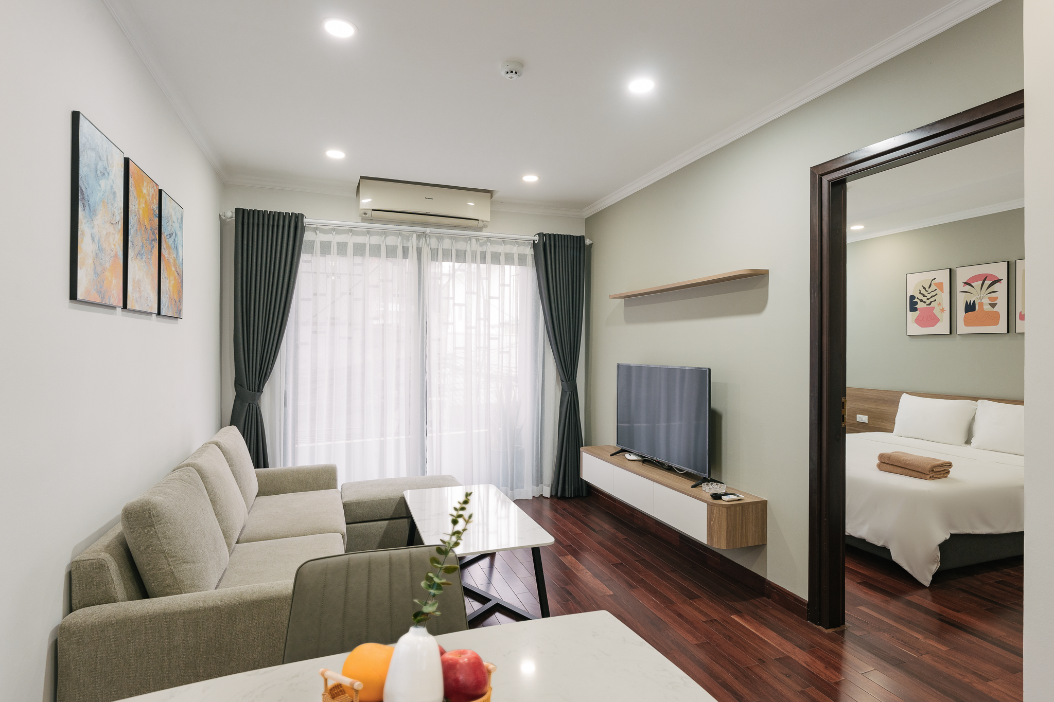 Lux Homestay for Rent – 2 Bedrooms with Spacious Layout in Kim Mã the Heart of Hanoi