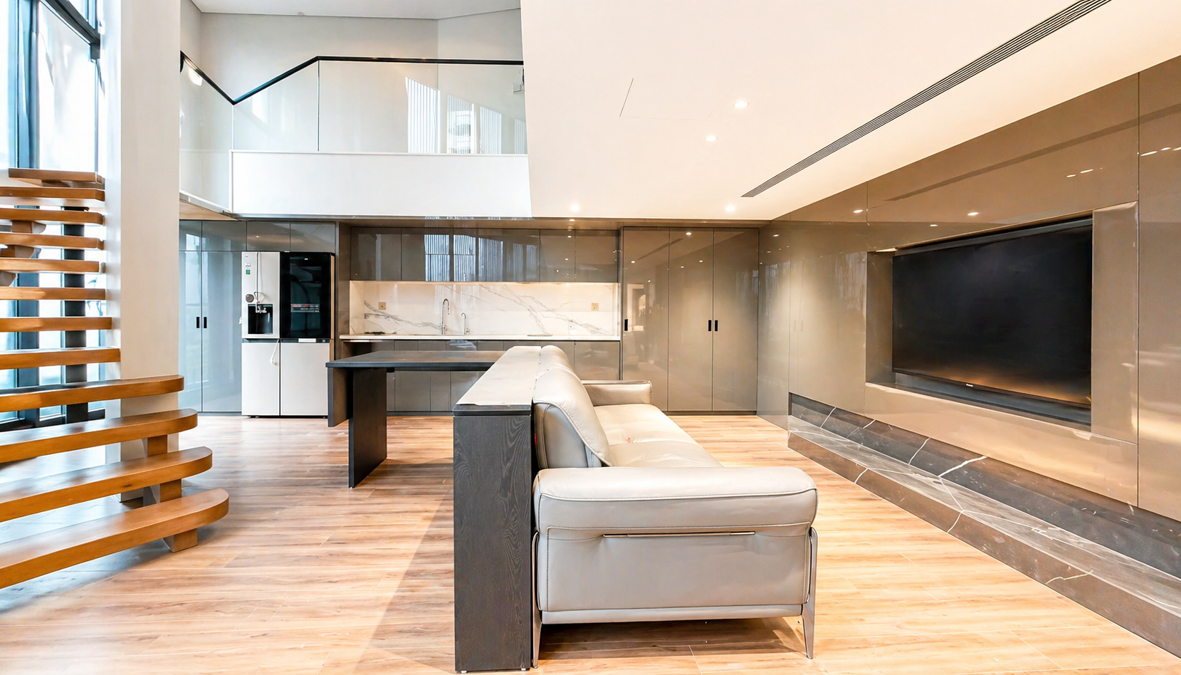 LUXURY DUPLEX APARTMENT FOR RENT IN LONG BIEN, NOT FAR FROM VINHOMES RIVERSIDE